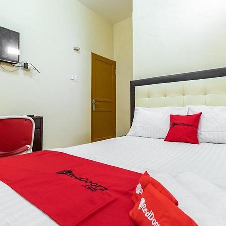Reddoorz Syariah @ Jalan Setiabudi Medan 3 Zewnętrze zdjęcie